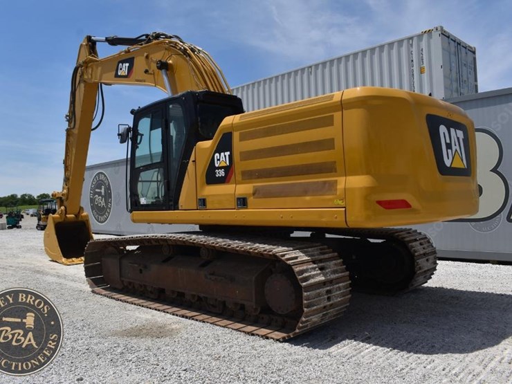 2019-caterpillar-336-image-6