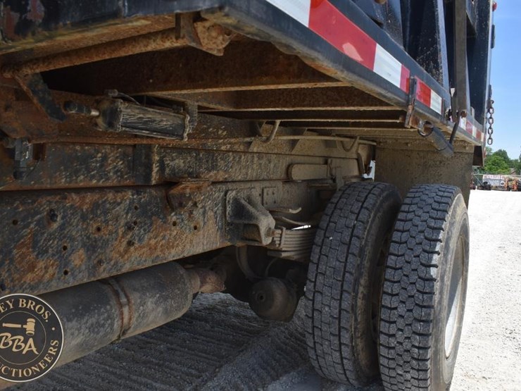 1999-gmc-topkick-c7500-image-17