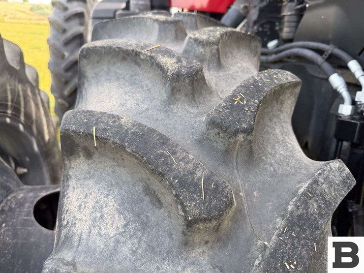 2012-case-ih-magnum-340-image-55