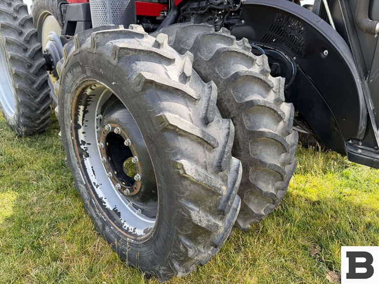 2017-case-ih-magnum-250-cvt-image-77