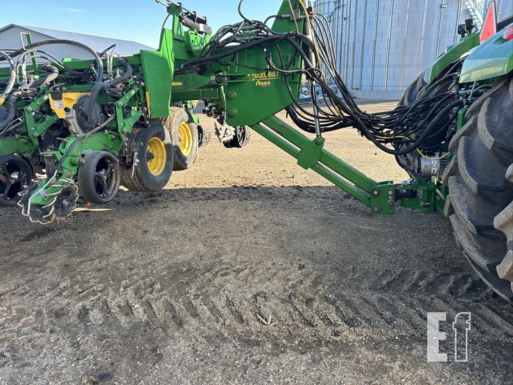 2023-john-deere-db90-image-23