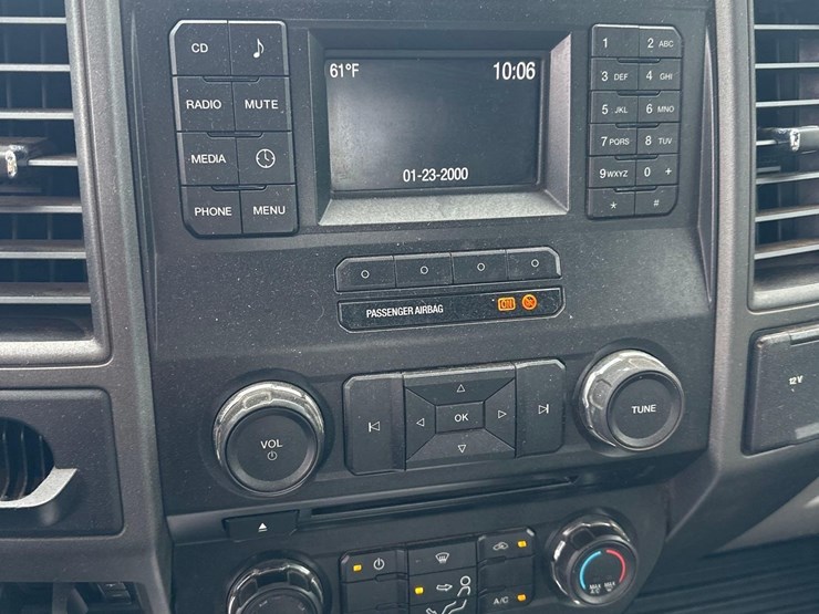 2017-ford-f550-xl-image-38