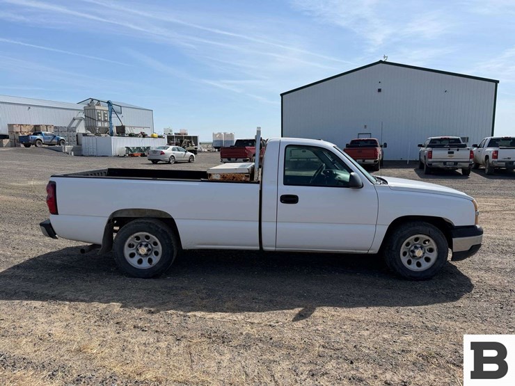 2005-chevrolet-silverado-1500-image-6