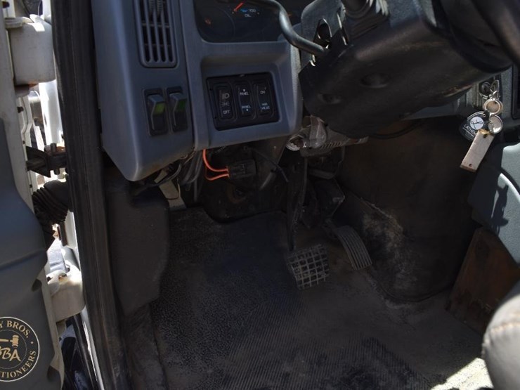 2007-international-durastar-4400-image-42