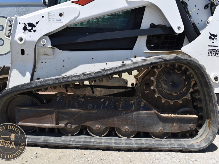 2020-bobcat-t650-image-40