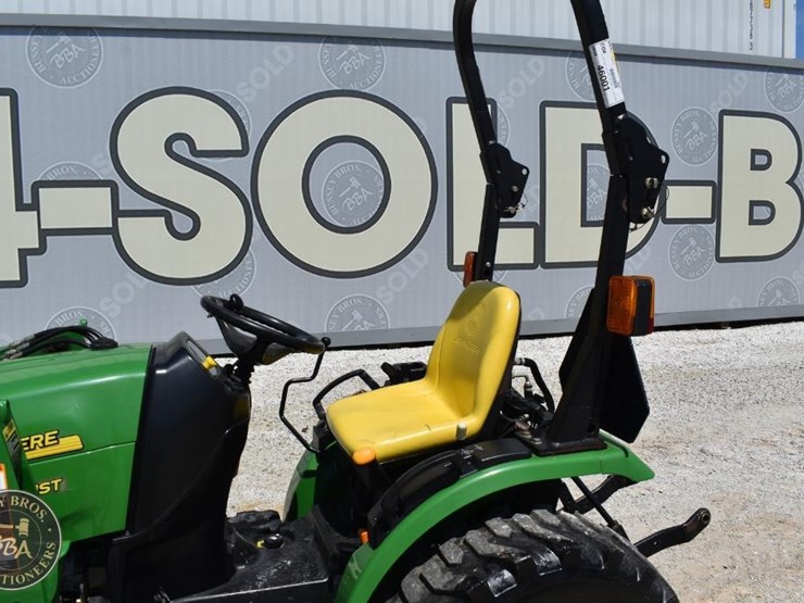 2007-john-deere-2320-image-24