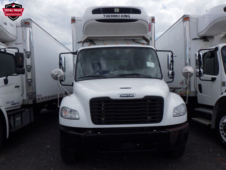 2020-freightliner-m2-106-image-2