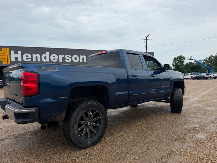 #30654-•-2015-chevrolet-silverado-z71-image-3