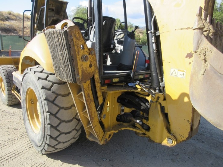 2013-caterpillar-420f-image-21
