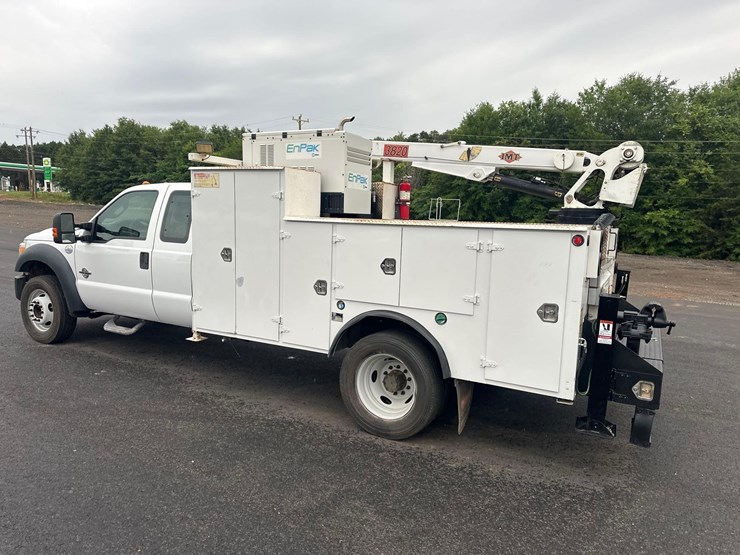 2016-ford-f550-xl-image-8