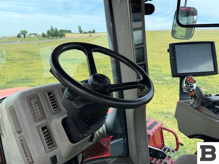 2015-case-ih-steiger-420-rowtrac-image-90