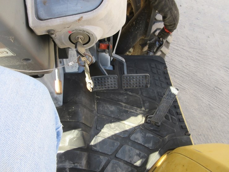 2004-challenger-mt265b-image-9