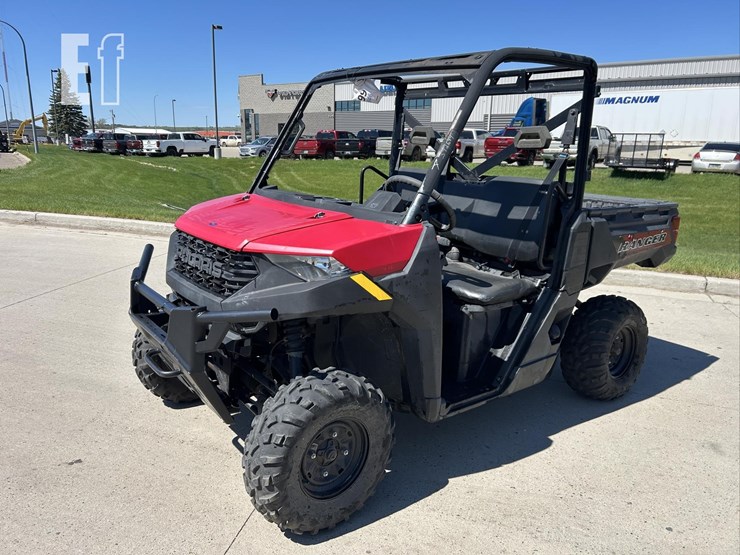 2021-polaris-ranger-1000-image-1