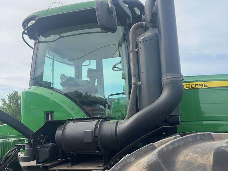 2013-john-deere-9510r-image-28