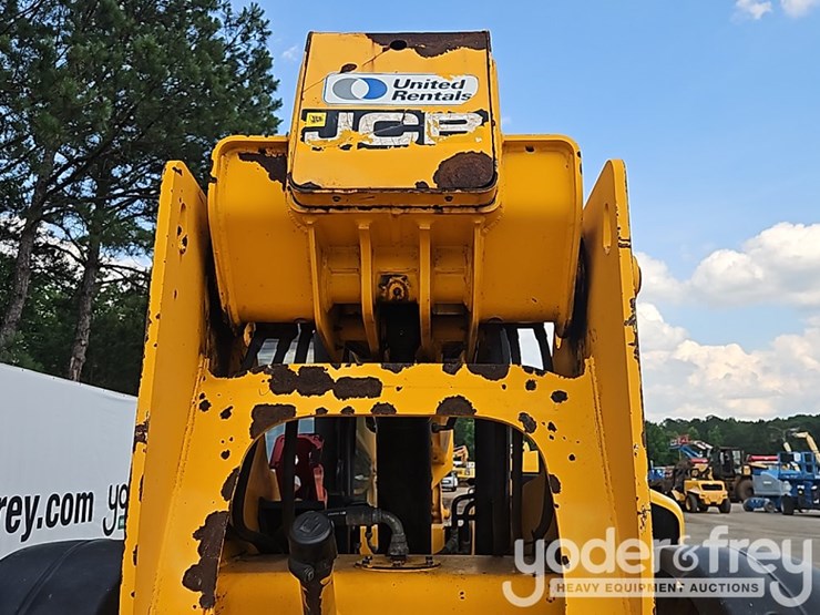 2014-jcb-507-42-image-24