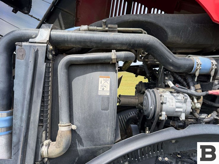 2014-case-ih-magnum-200-cvt-image-79