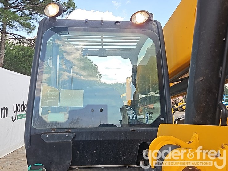 2014-jcb-507-42-image-26