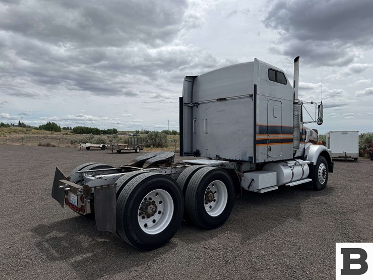 1993-kenworth-t800-image-6