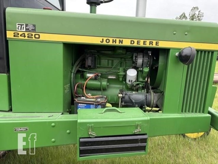 john-deere-2420-image-19