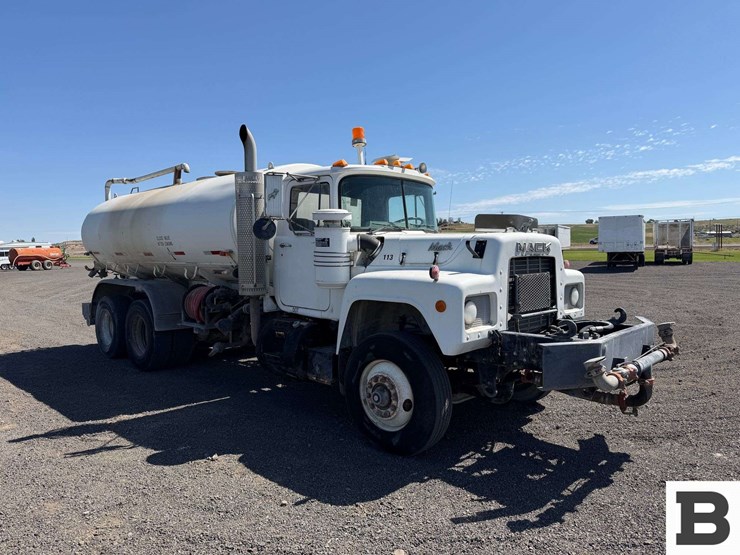 1990-mack-rd688s-image-7