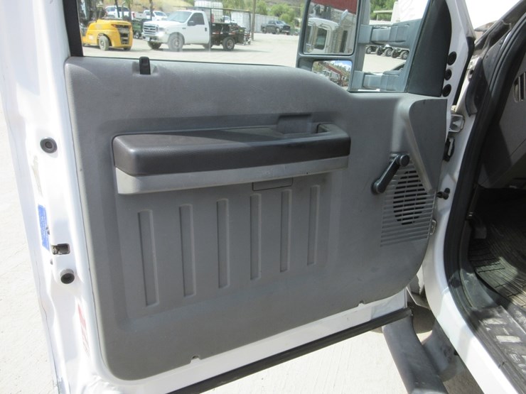 2011-ford-f550-xl-sd-image-10