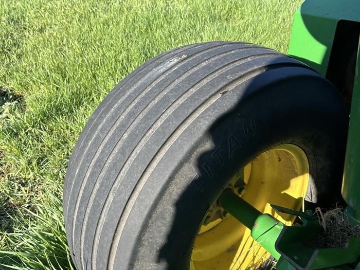 2011-john-deere-956-image-25