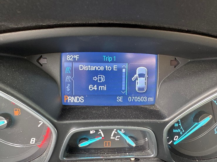2015-ford-escape-image-13