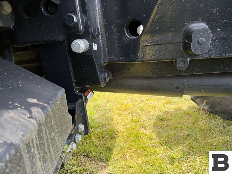 2015-case-ih-magnum-180-image-53