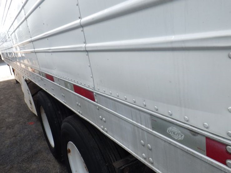 2009-utility-3000r-image-21