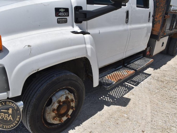 2006-chevrolet-kodiak-c4500-image-16