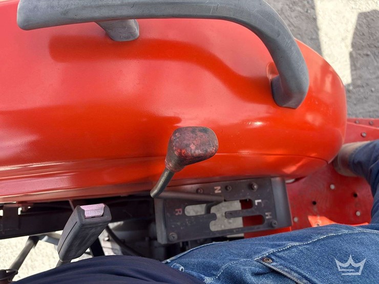 kubota-l3800-image-8