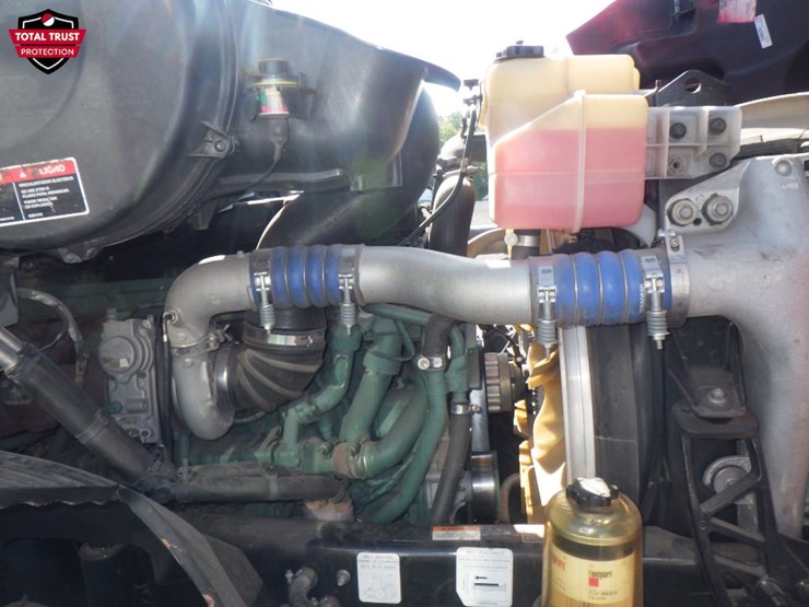 2021-volvo-vnr640-image-23