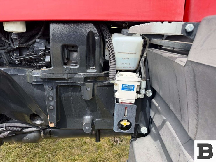 2010-case-ih-magnum-180-image-19