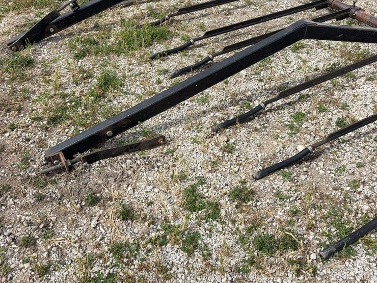 meteer-8-row-30''-corn-reel,-came-off-jd-corn-head.-image-6