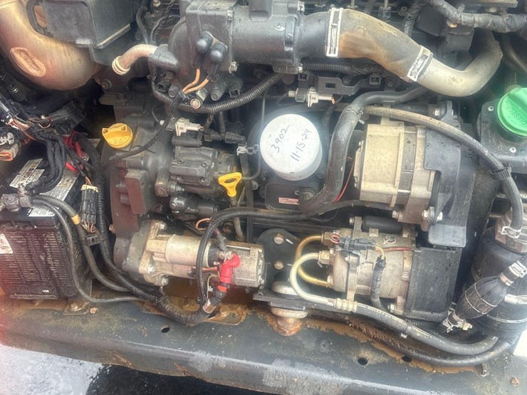 2019-bobcat-t770-image-16