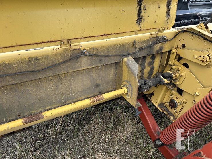 new-holland-1475-image-39