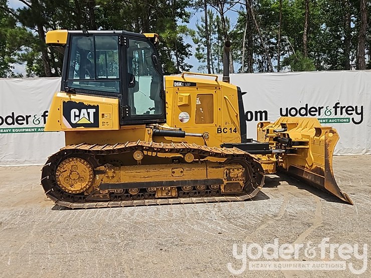 2017-caterpillar-d6k2-lgp-image-6