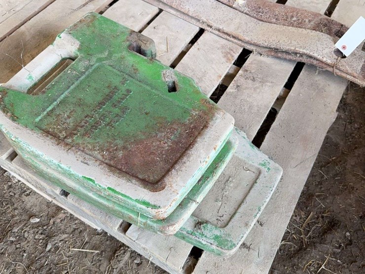 4-front-end-tractor-weights-image-3