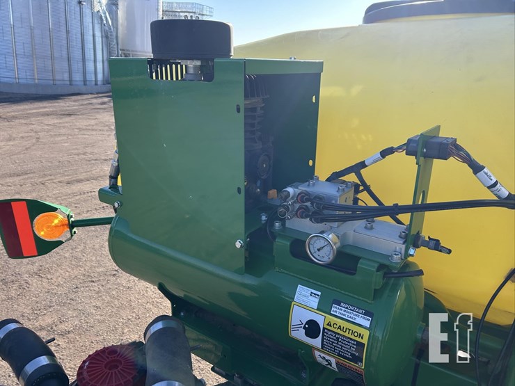2023-john-deere-db90-image-61