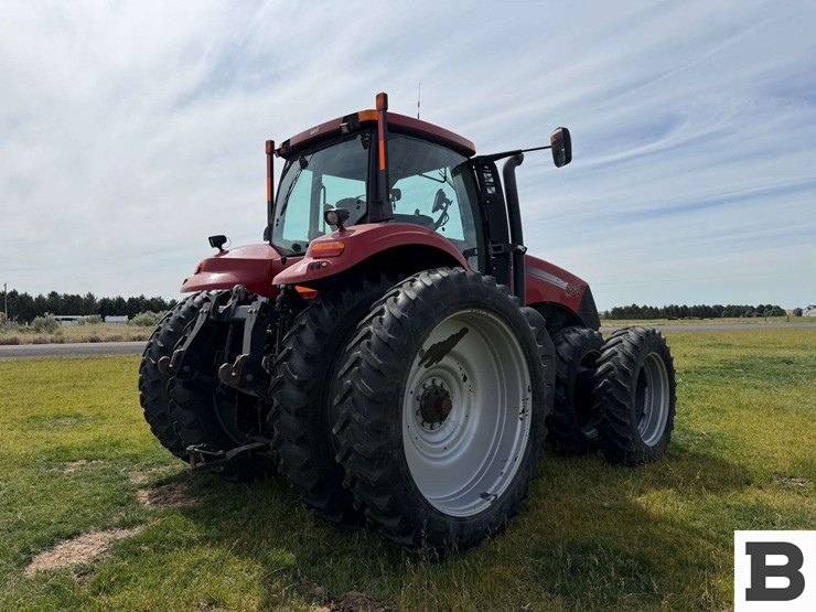 2014-case-ih-magnum-260-cvt-image-4