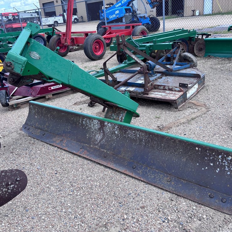 #1008 • 7FT GRADER BLADE