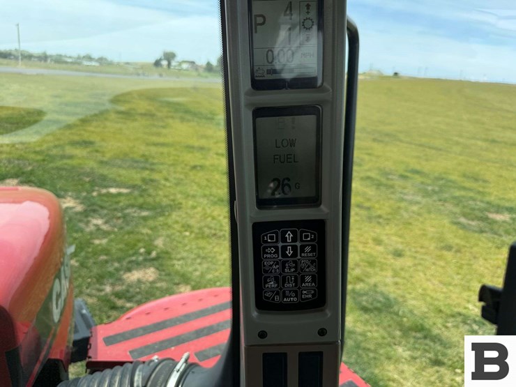 2015-case-ih-steiger-420-rowtrac-image-98