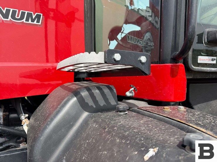 2013-case-ih-magnum-290-image-28