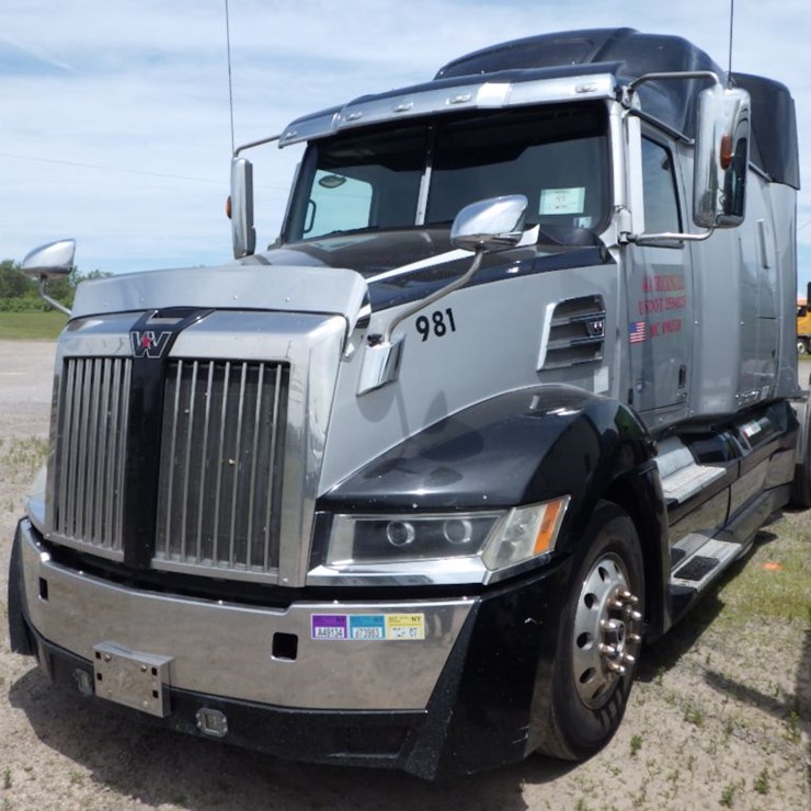 2018 WESTERN STAR 5700XE