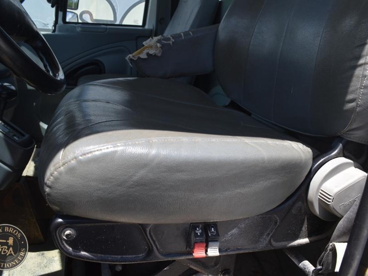 2007-international-durastar-4400-image-46