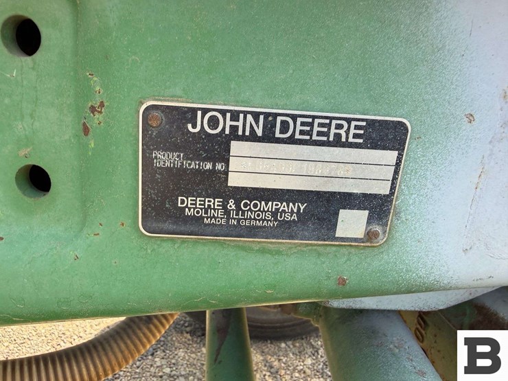 1997-john-deere-6400-image-40