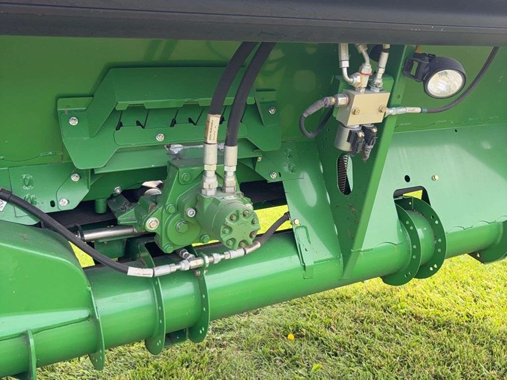 2014-john-deere-635f-image-17