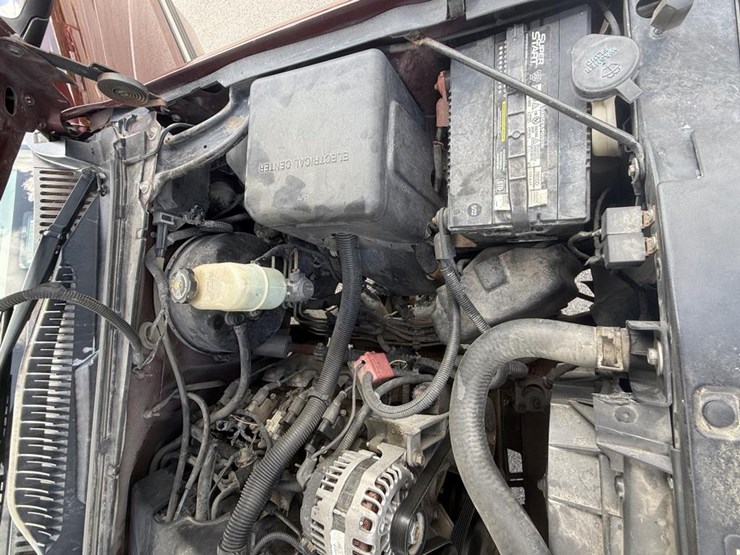 2000-chevrolet-silverado-1500-image-17