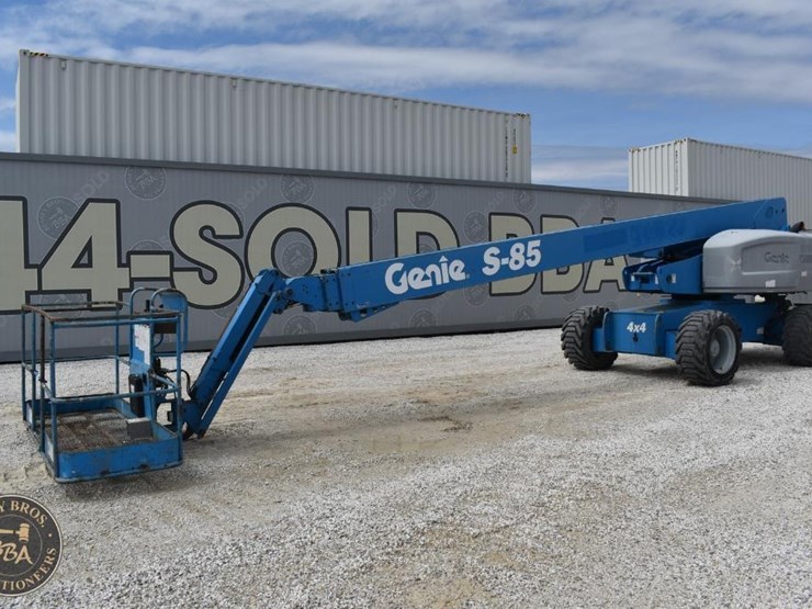 2013-genie-s85-image-4