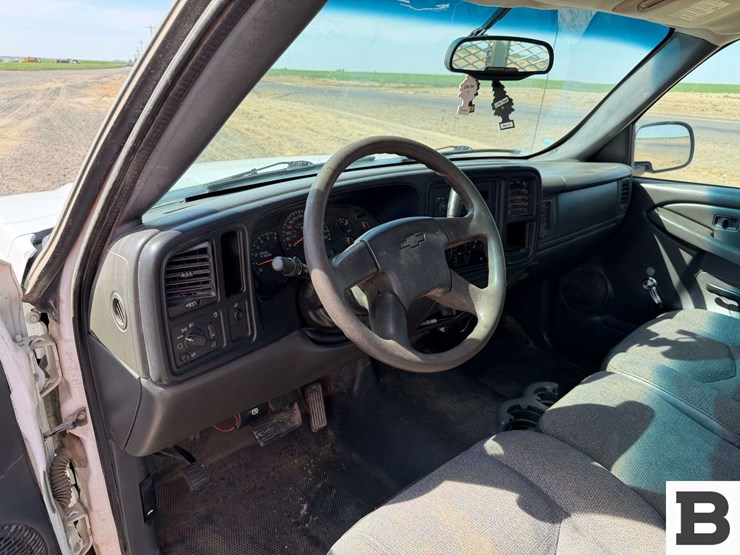 2005-chevrolet-silverado-1500-image-20